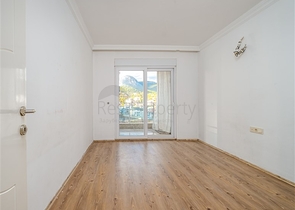 Великий пентхаус від власника плануванням 4+1 в районі Джікджіллі