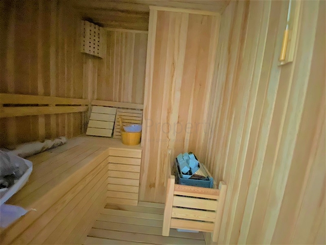 Пентхаус з панорамним видом на море в районі Тосмур