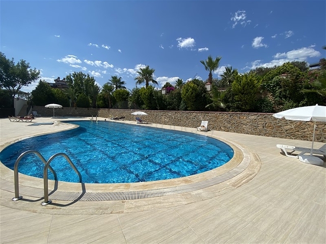 Пентхаус з панорамним видом на море в районі Тосмур