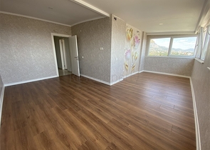 Пентхаус з панорамним видом на море в районі Тосмур