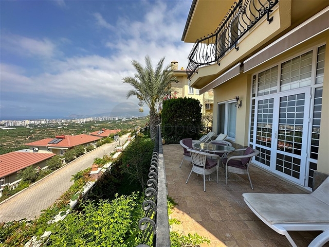 Вілла 4 + 1 в елітному районі Каргиджак 