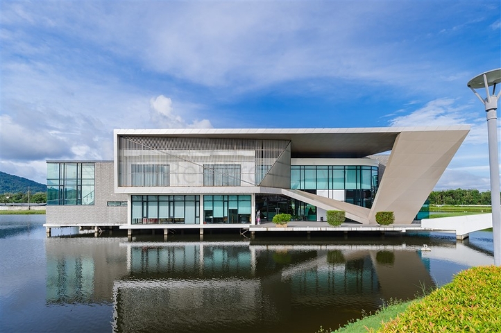 Житловий комплекс в 200 метрах від пляжу Наянг