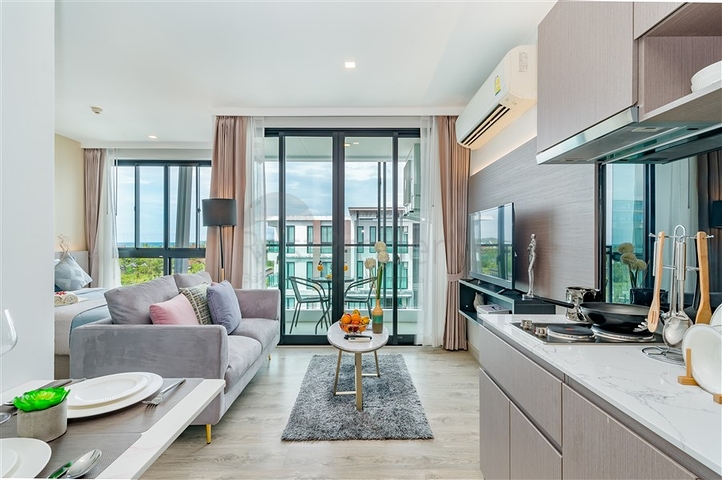 Житловий комплекс в 200 метрах від пляжу Наянг