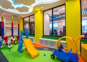 Трикімнатна квартира з євро ремонтом, видом на море і критим паркінгом Трикімнатна квартира з євро ремонтом, видом на море і критим паркінгом