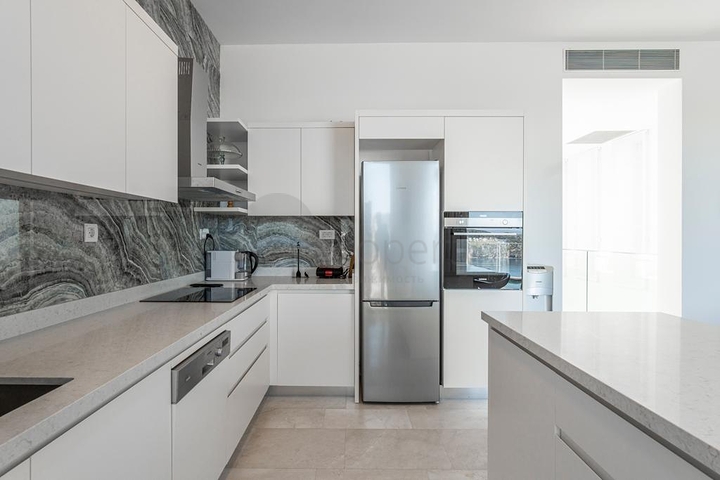 Сучасні вілли з приватними басейнами в Яликаваку 