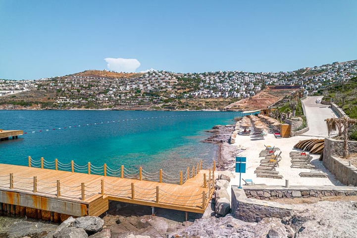 Сучасні вілли з приватними басейнами в Яликаваку 