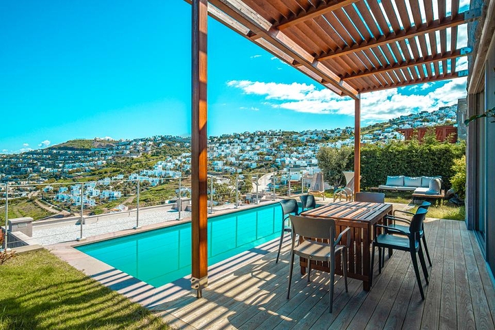 Сучасні вілли з приватними басейнами в Яликаваку 