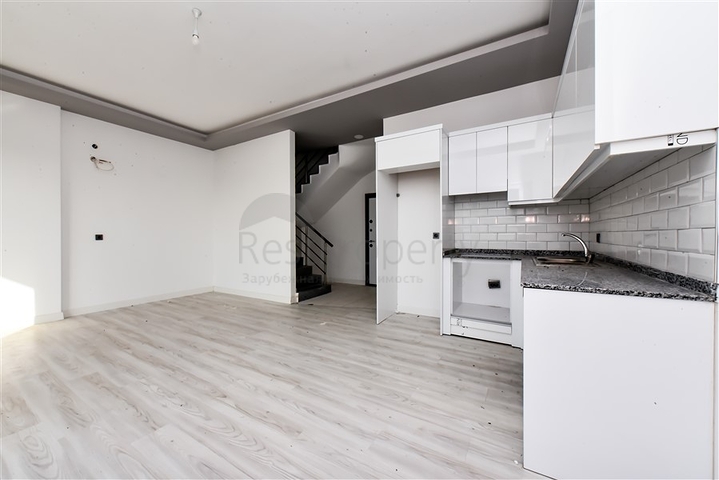 Дублекс 3+1 в малоповерховому ЖК в 150 м від моря