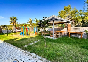 Дублекс 3+1 в малоповерховому ЖК в 150 м від моря