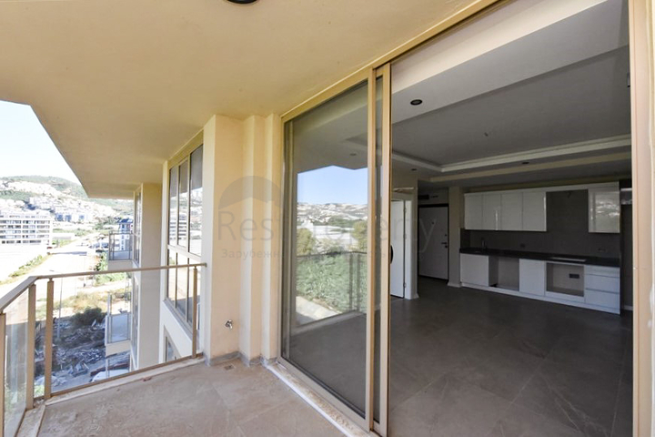 Пентхаус 3 + 1 з відкритим видом на гори в районі Каргиджак