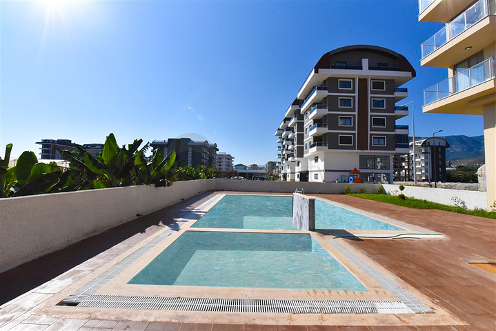 Пентхаус 3 + 1 з відкритим видом на гори в районі Каргиджак