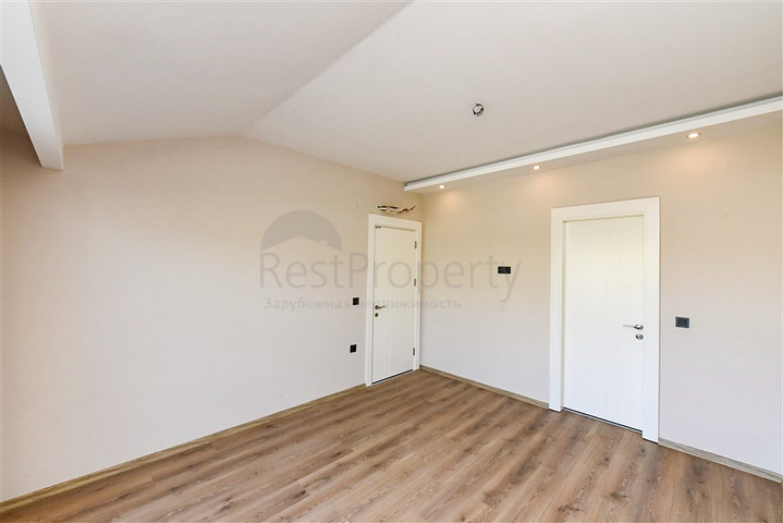 Пентхаус 3 + 1 з відкритим видом на гори в районі Каргиджак