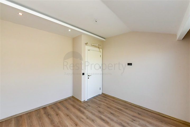 Пентхаус 3 + 1 з відкритим видом на гори в районі Каргиджак