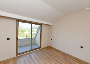 Пентхаус 3 + 1 з відкритим видом на гори в районі Каргиджак