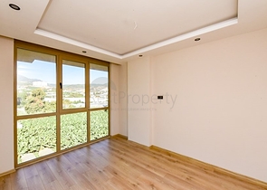 Пентхаус 3 + 1 з відкритим видом на гори в районі Каргиджак