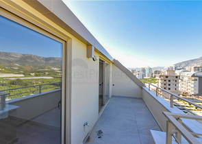 Пентхаус 3 + 1 з відкритим видом на гори в районі Каргиджак