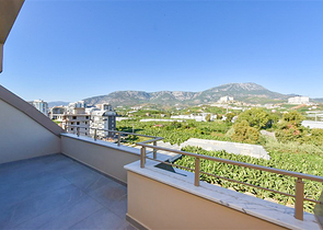 Пентхаус 3 + 1 з відкритим видом на гори в районі Каргиджак