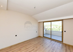 Пентхаус 3 + 1 з відкритим видом на гори в районі Каргиджак