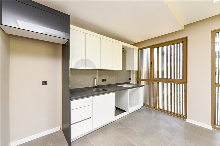 Пентхаус 3 + 1 у новому комплексі в районі Каргиджак