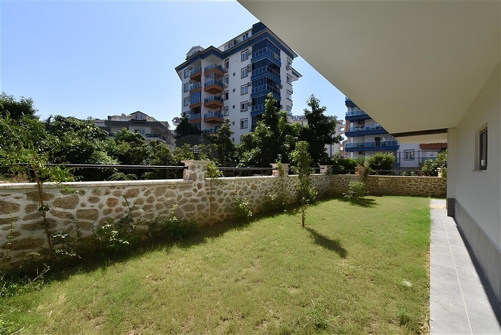 Садовий дуплекс 2 + 1 в районі Тосмур