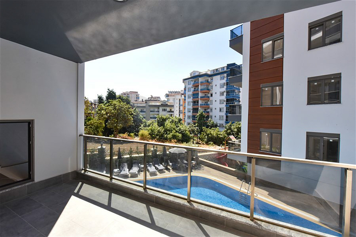 Садовий дуплекс плануванням 2+1 в районі Тосмур