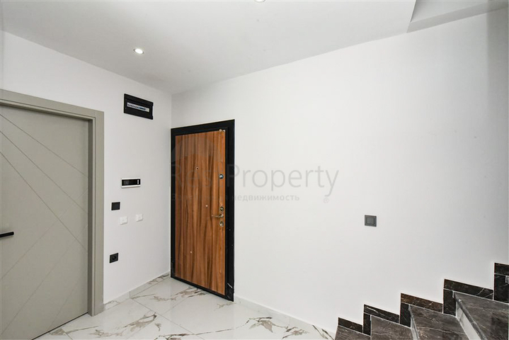 Садовий дуплекс плануванням 2+1 в районі Тосмур