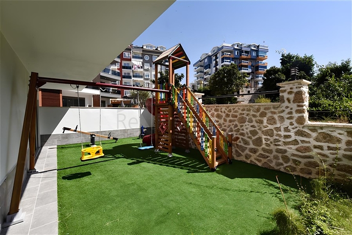 Садовий дуплекс плануванням 2+1 в районі Тосмур