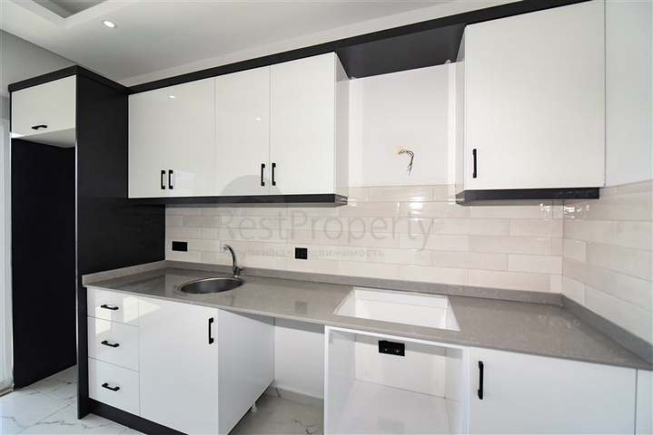 Пентхаус з видом на море в районі Конакли