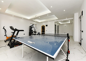 Пентхаус з видом на море в районі Конакли