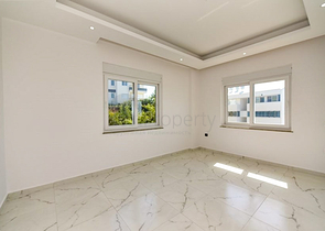 Пентхаус з видом на море в районі Конакли