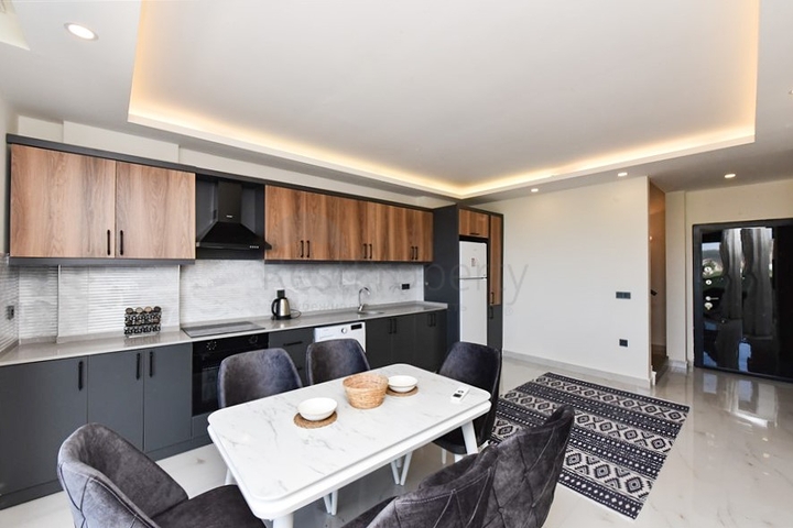 Оренда пентхауса біля моря район пляжу Клеопатра