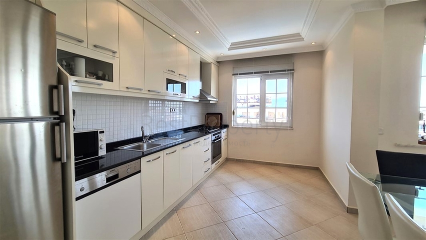 Пентхаус 4 + 1 з видом на море в самому центрі Аланії