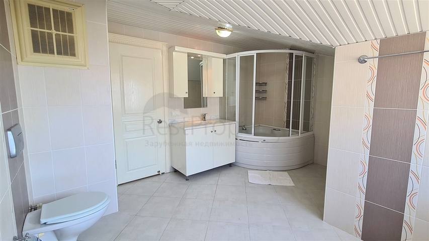 Пентхаус 4 + 1 з видом на море в самому центрі Аланії