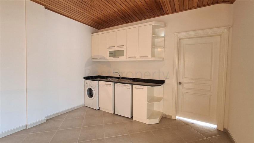 Пентхаус 4 + 1 з видом на море в самому центрі Аланії