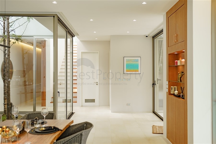 Сучасні розкішні вілли з басейном на Пхукеті 