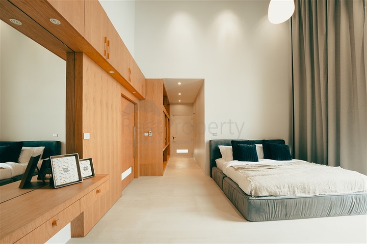 Сучасні розкішні вілли з басейном на Пхукеті 