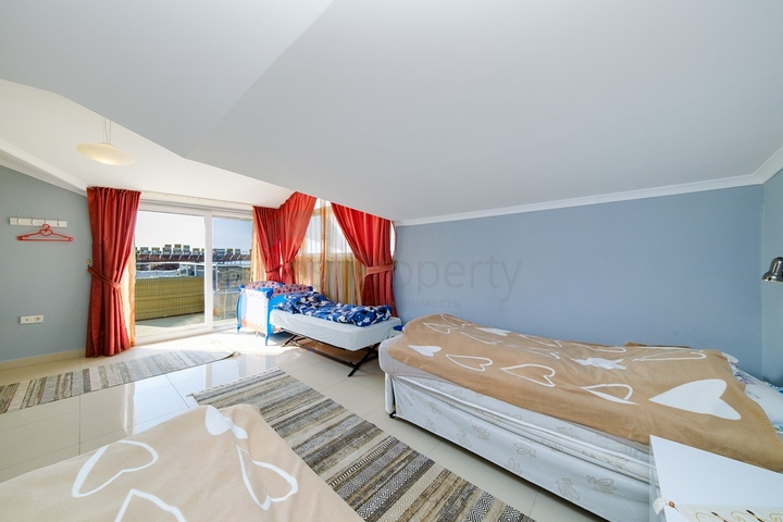 Пентхаус 4 + 1 з видом на море в Джікджіллі