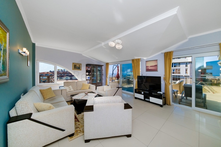 Пентхаус 4 + 1 з видом на море в Джікджіллі