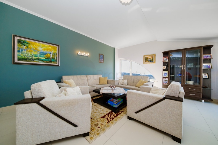 Пентхаус 4 + 1 з видом на море в Джікджіллі