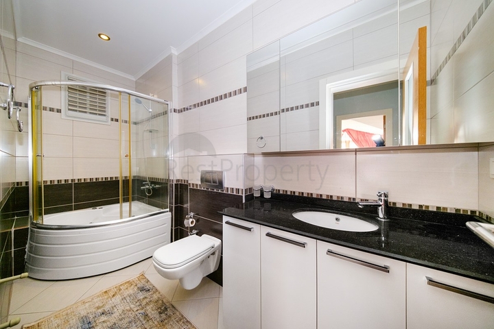 Пентхаус 4 + 1 з видом на море в Джікджіллі