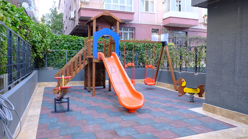 Квартира 2 + 1 в новому ЖК в 2х хвилинах від метро.