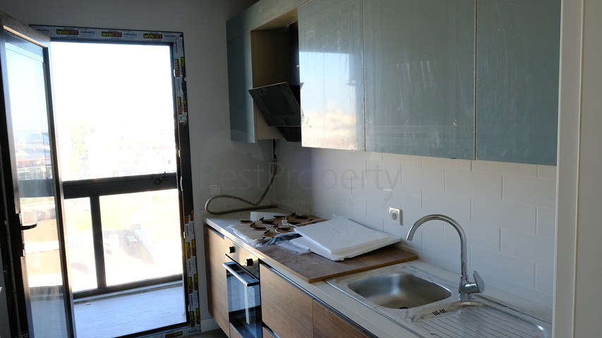 Квартира 2 + 1 в новому ЖК в 2х хвилинах від метро.