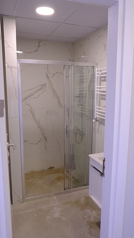 Квартира 2 + 1 в новому ЖК в 2х хвилинах від метро.