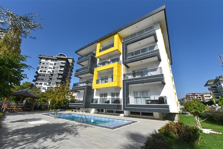 Квартира 1 + 1 в затишному комплексі в районі Авсаллар