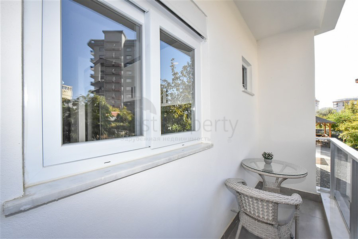 Квартира 1 + 1 в затишному комплексі в районі Авсаллар