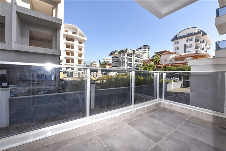 Квартира 1 + 1 в затишному комплексі в районі Авсаллар