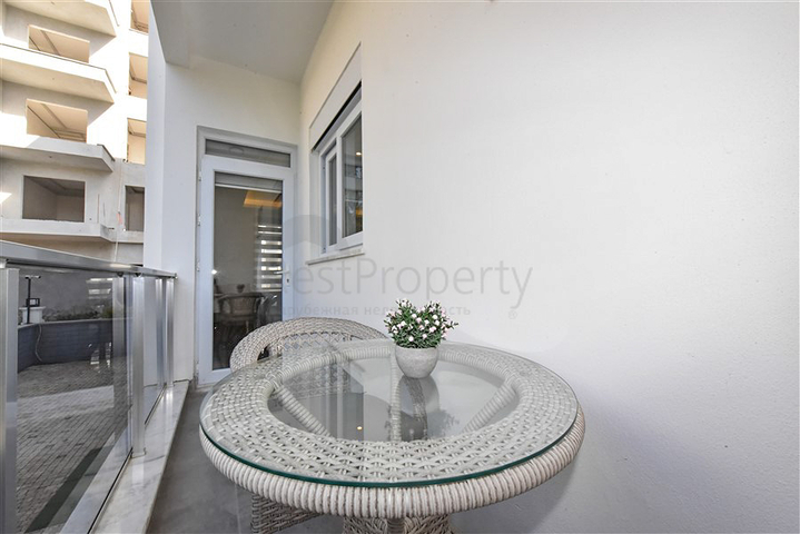 Квартира 1 + 1 в затишному комплексі в районі Авсаллар