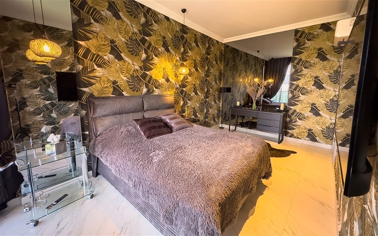 Садовий дуплекс 2 + 1 на першій береговій лінії в Каргиджаку