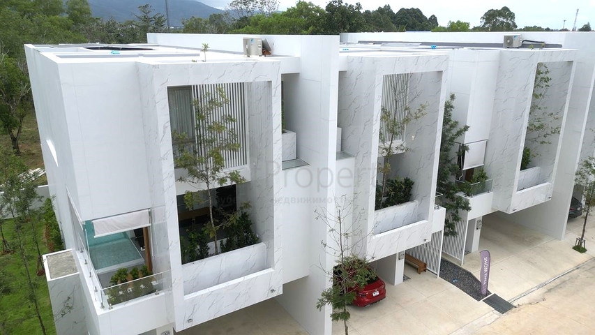 Комплекс вілл в районі Бангтао