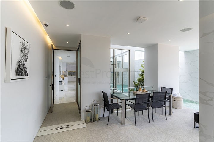 Комплекс вілл в районі Бангтао